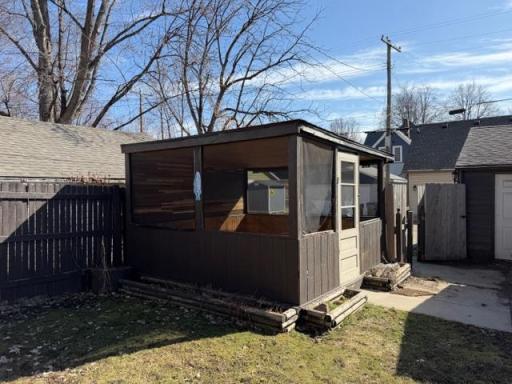 844 Armstrong Avenue, Saint Paul, MN 55102