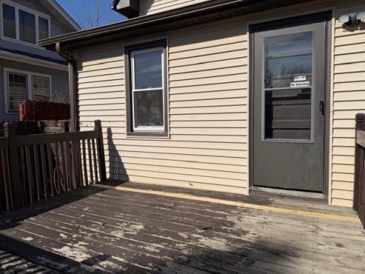844 Armstrong Avenue, Saint Paul, MN 55102