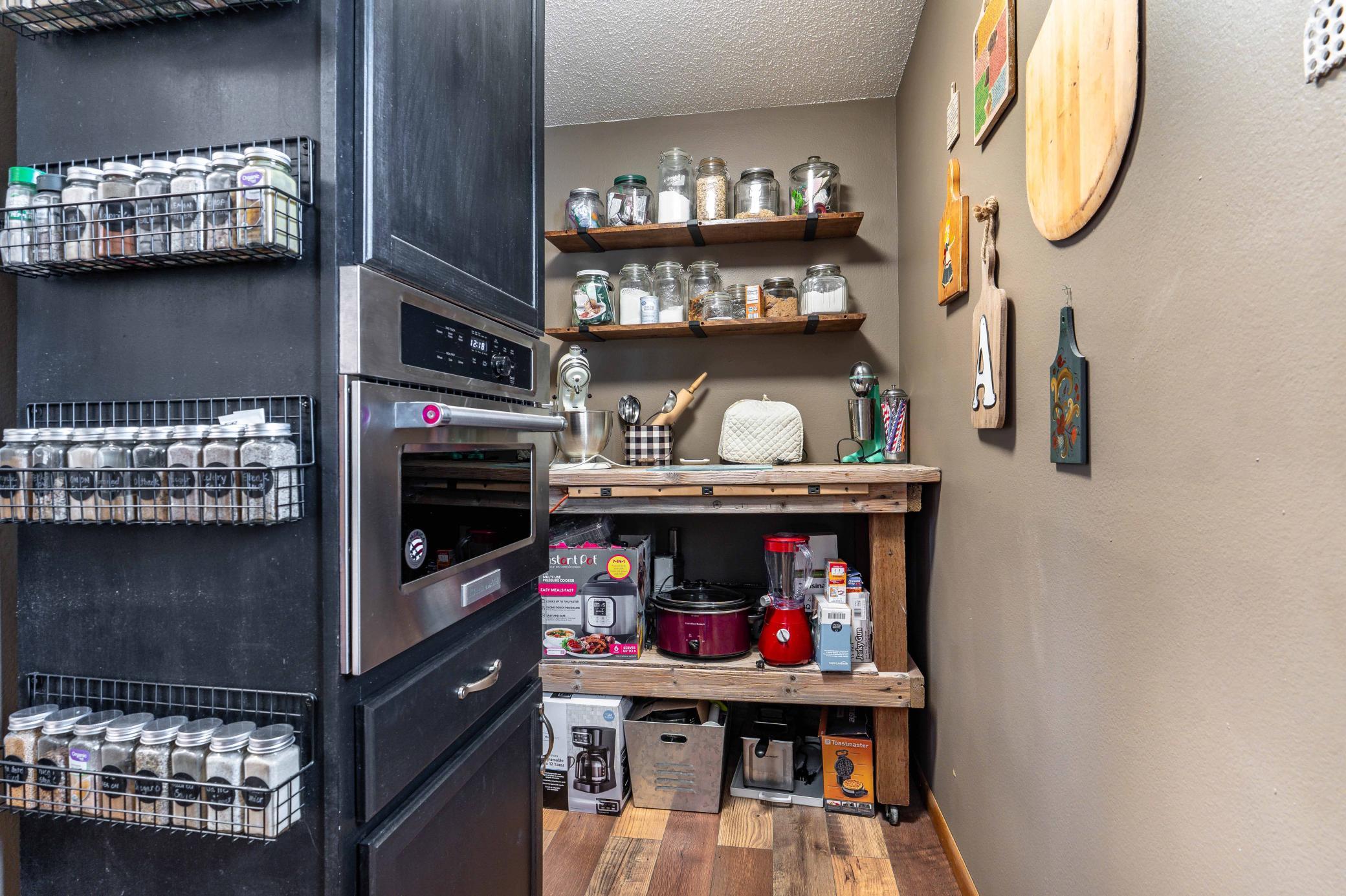 110 S Niggeler St Elizabeth MN-215.jpg