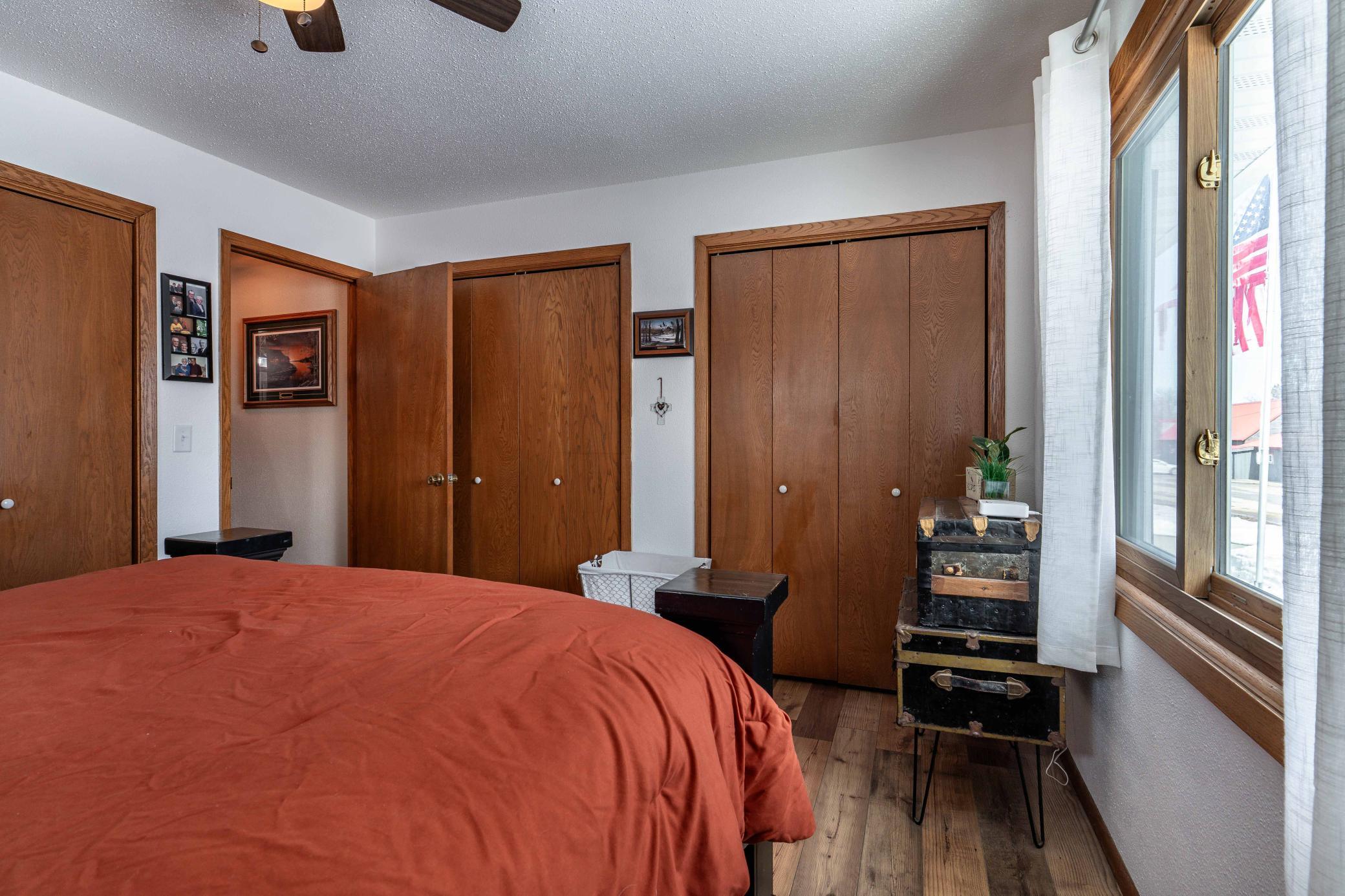 110 S Niggeler St Elizabeth MN-229.jpg
