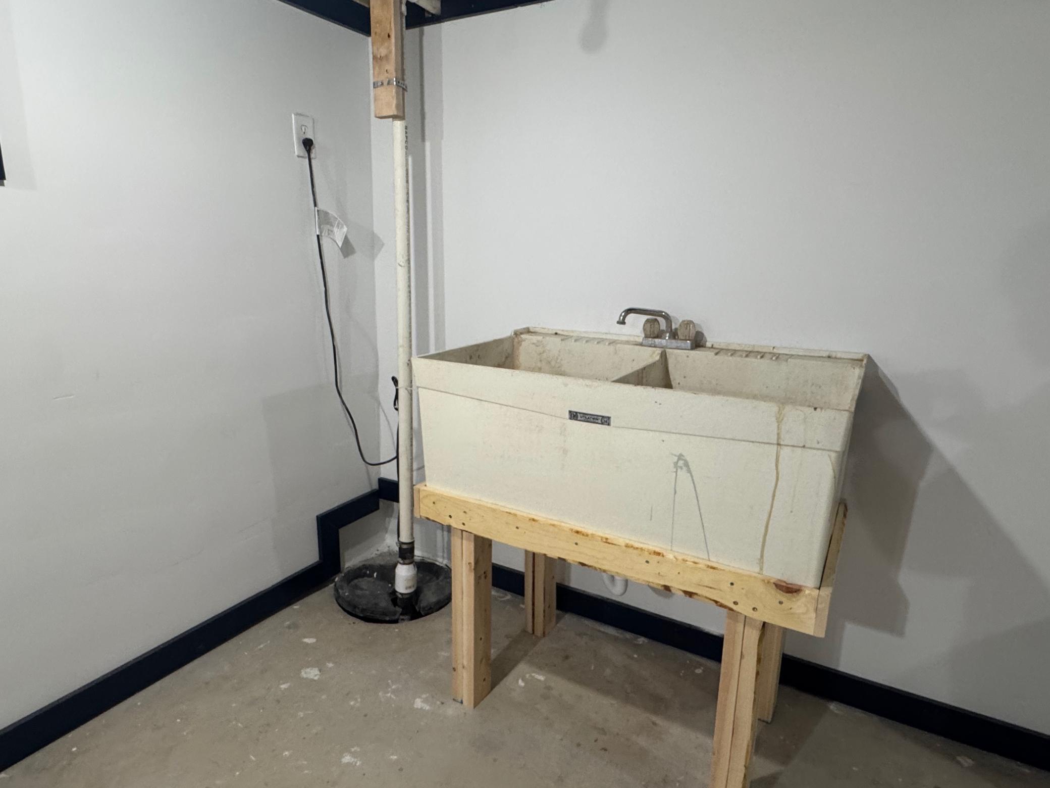 New sump pump and wash sink