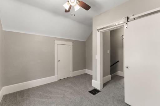 1467 Charles Avenue, Saint Paul, MN 55104