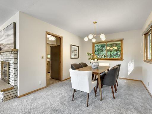 1801 Valley Curve Road, Mendota Heights, MN 55118