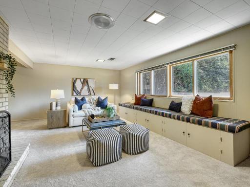 Lower level walkout has great natural light!