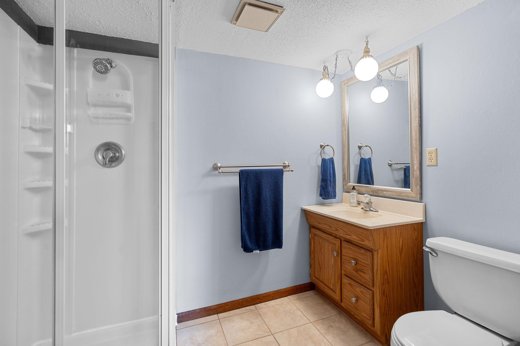 30-web-or-mls-14450-racine-ave-n.jpg