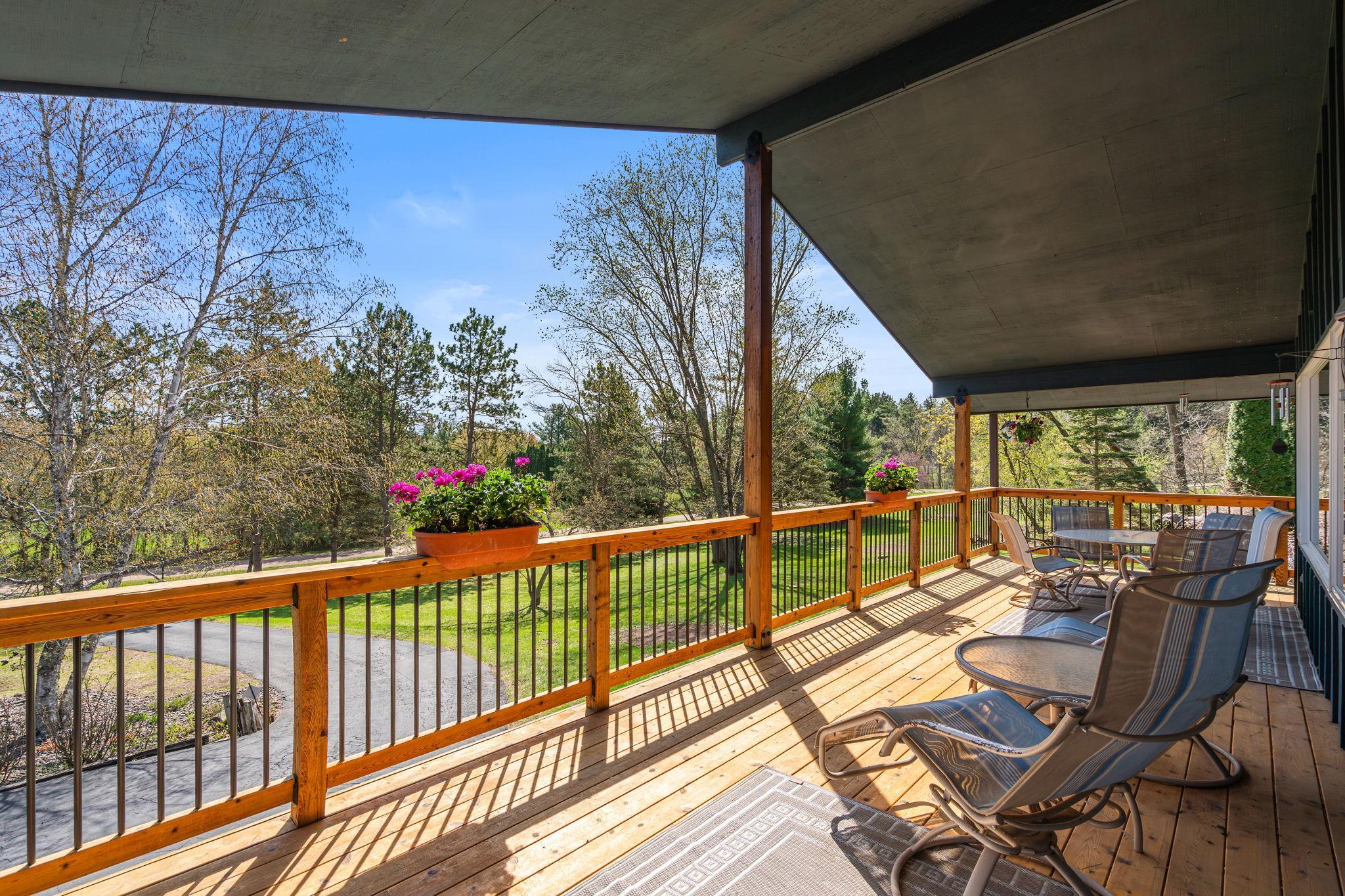 35-web-or-mls-14450-racine-ave-n.jpg