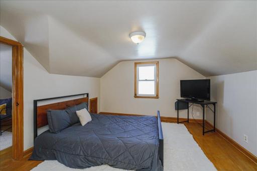 107 Lincoln Avenue N, New Prague, MN 56071