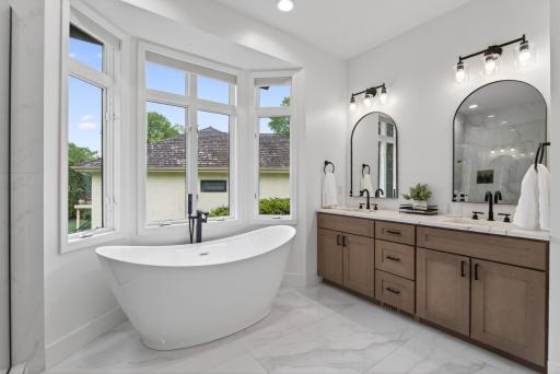 4450 Norwood Lane N, Plymouth, MN 55442