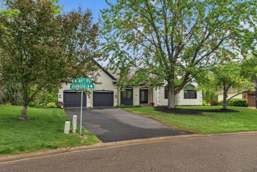 4450 Norwood Lane N, Plymouth, MN 55442