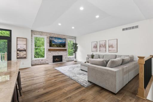 4450 Norwood Lane N, Plymouth, MN 55442