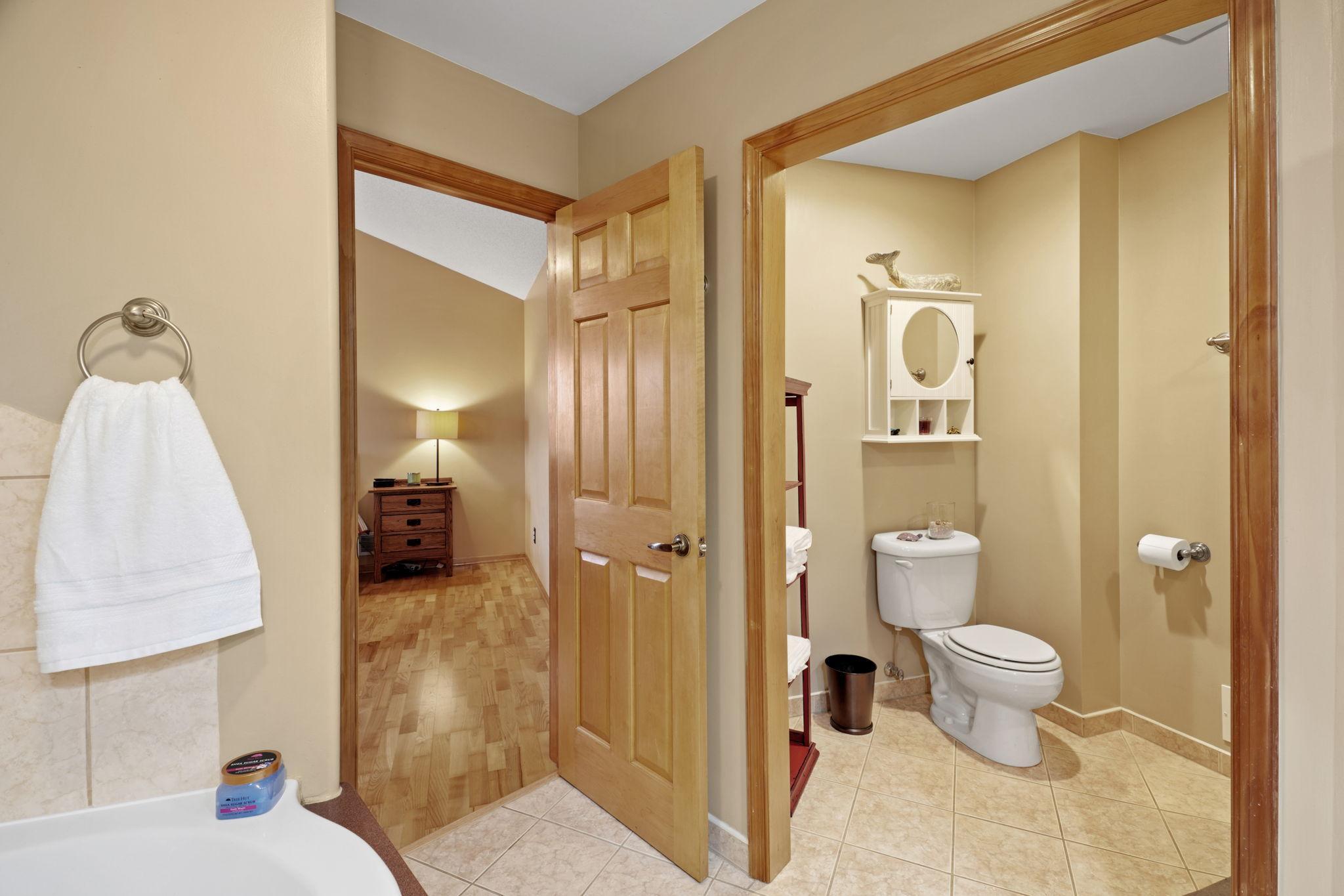 74-web-or-mls-7645 84th Ave-74.jpg