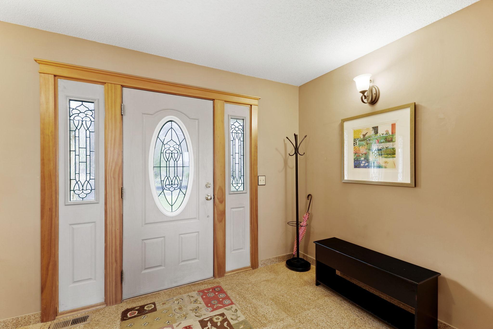 40-web-or-mls-7645 84th Ave-40.jpg