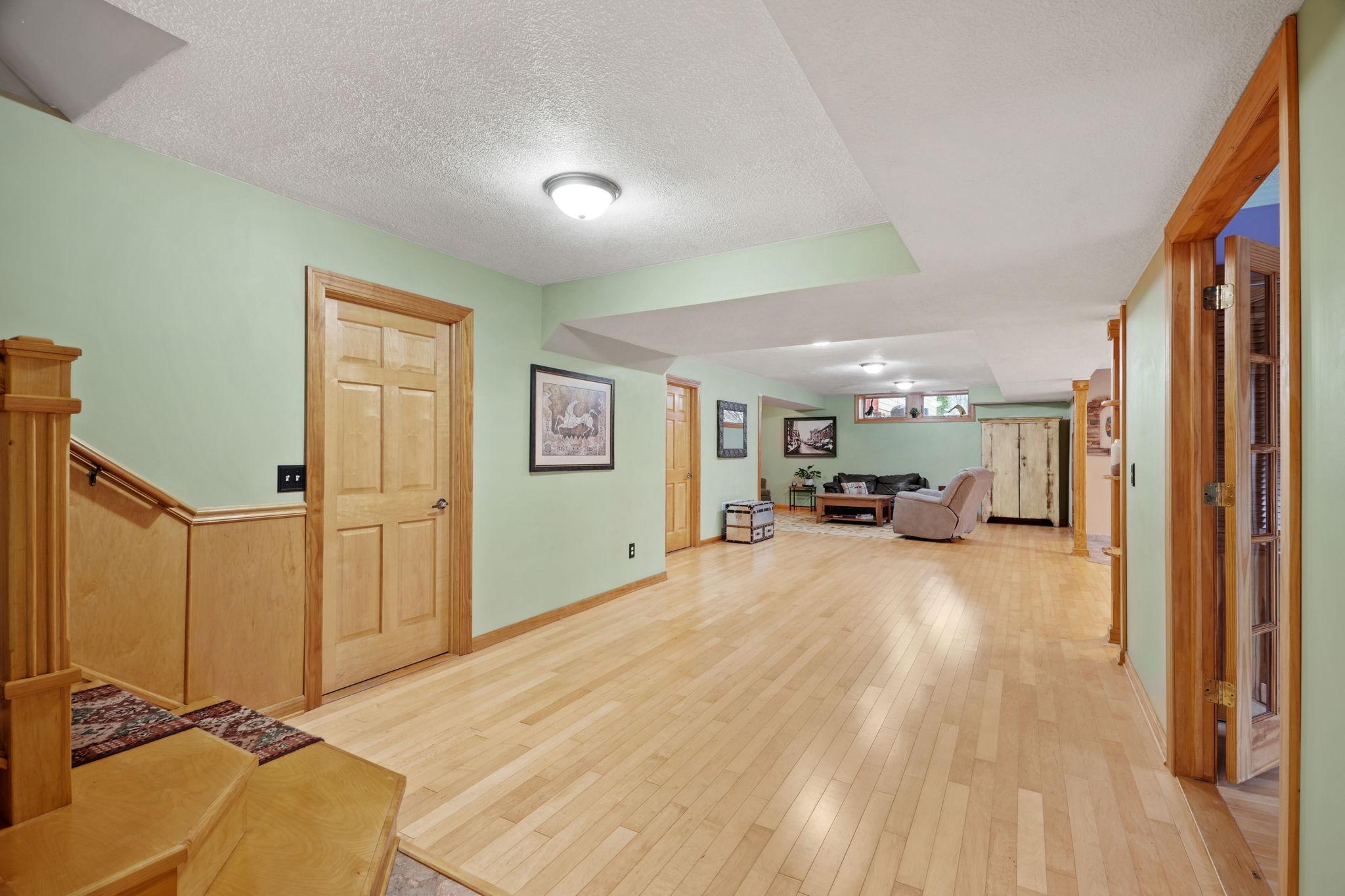 82-web-or-mls-7645 84th Ave-82.jpg