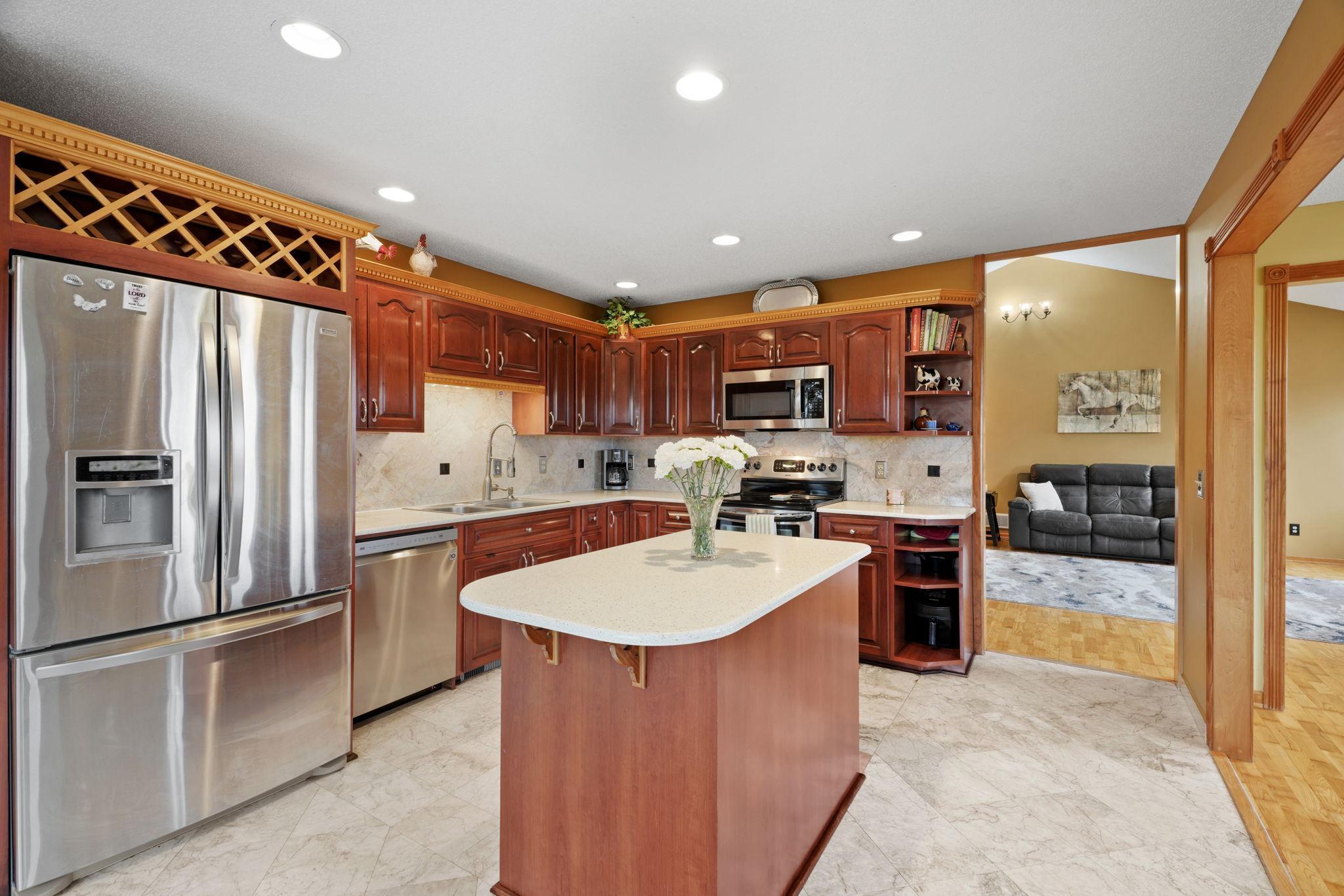 51-web-or-mls-7645 84th Ave-51.jpg