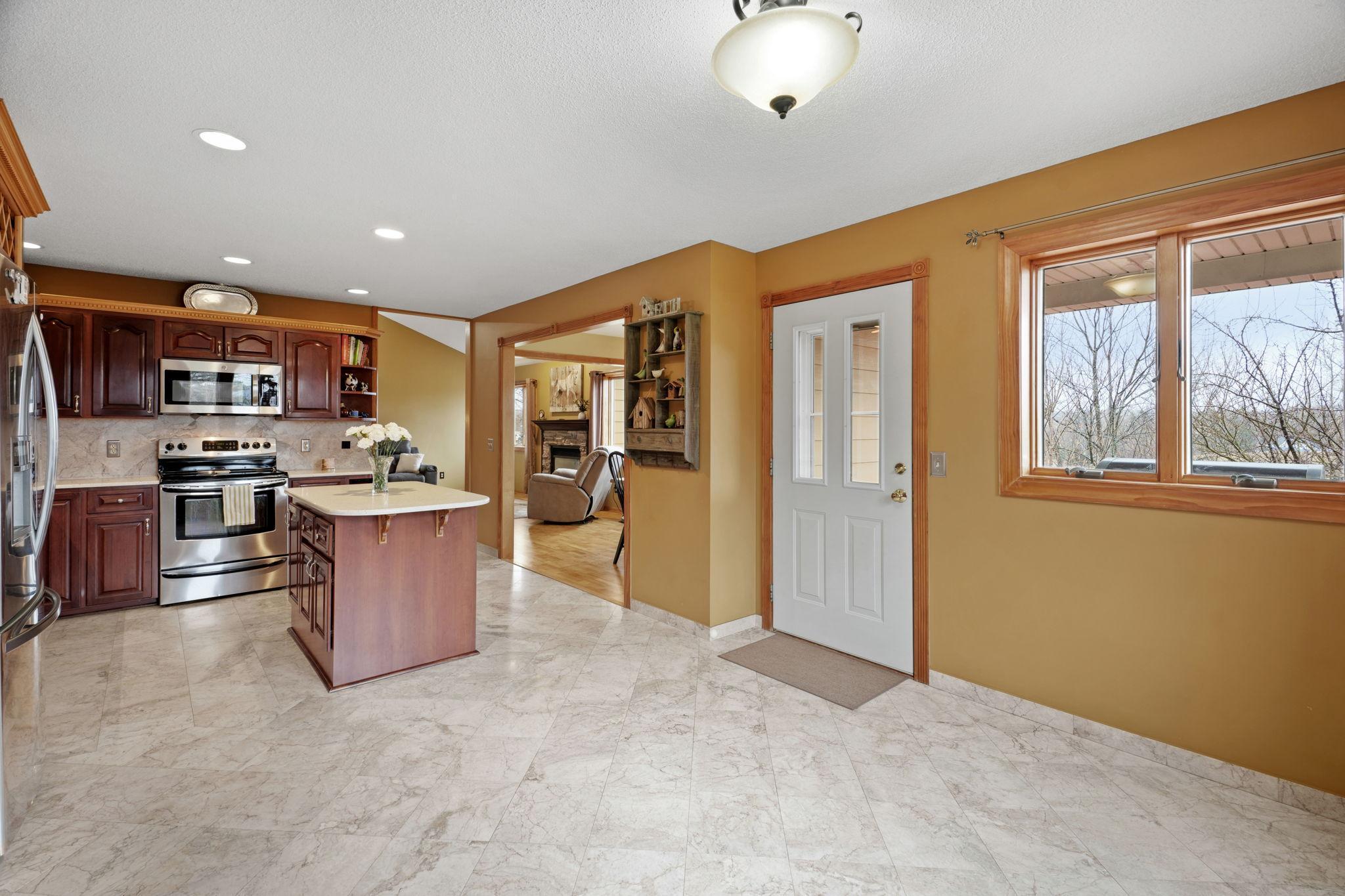 56-web-or-mls-7645 84th Ave-56.jpg