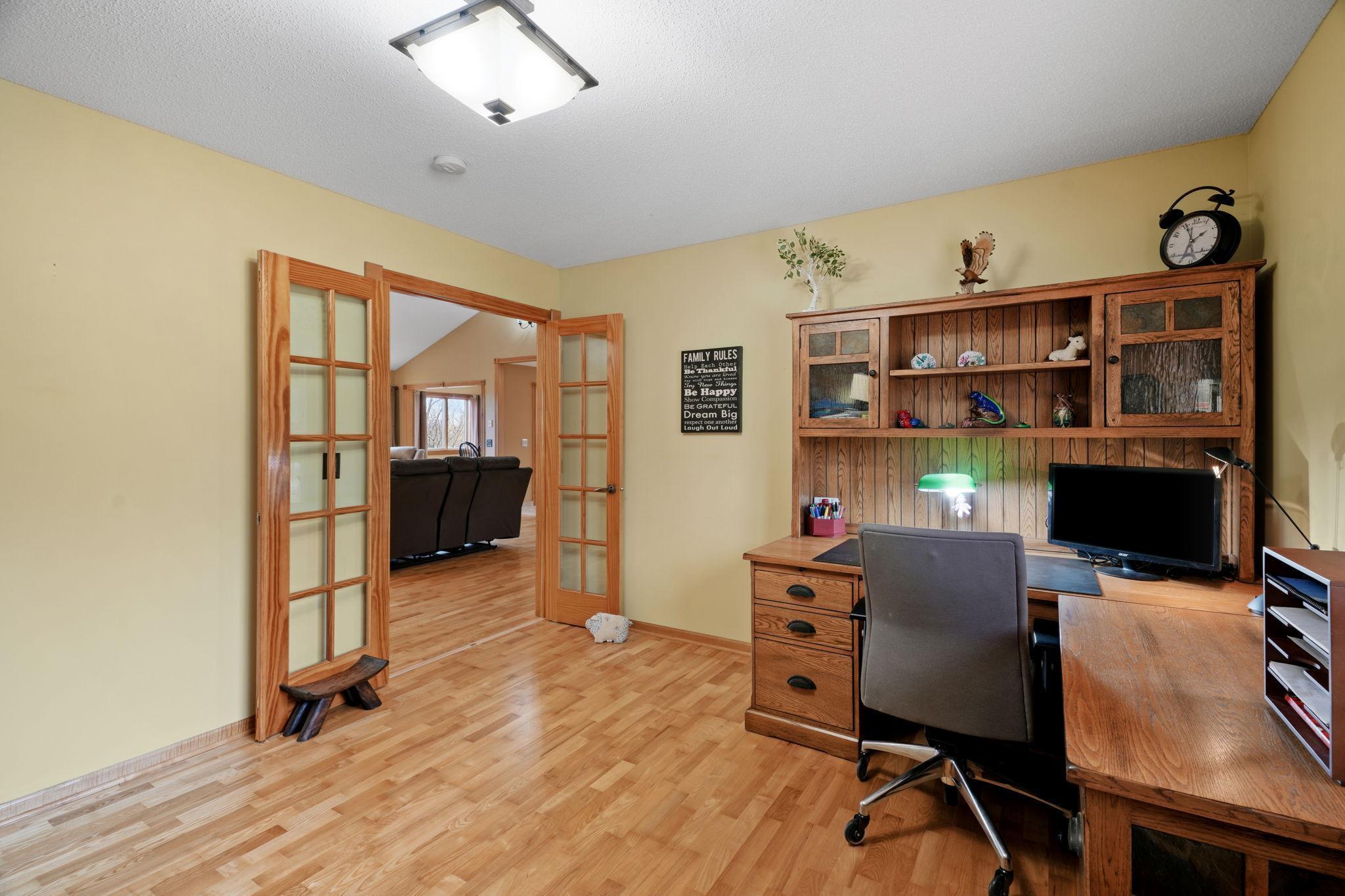 64-web-or-mls-7645 84th Ave-64.jpg