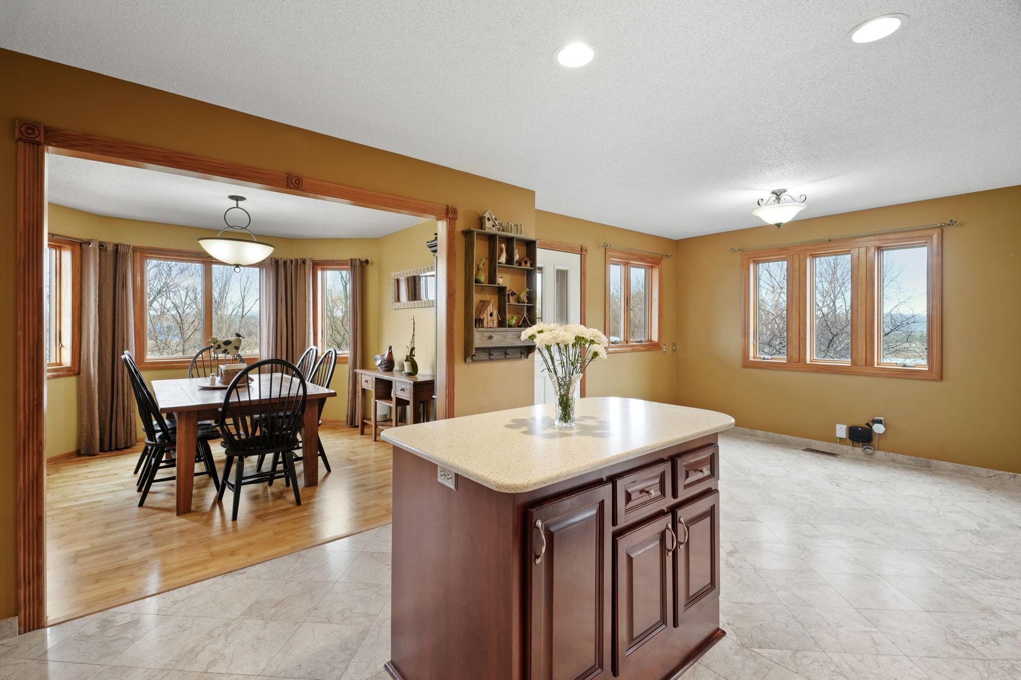 53-web-or-mls-7645 84th Ave-53.jpg