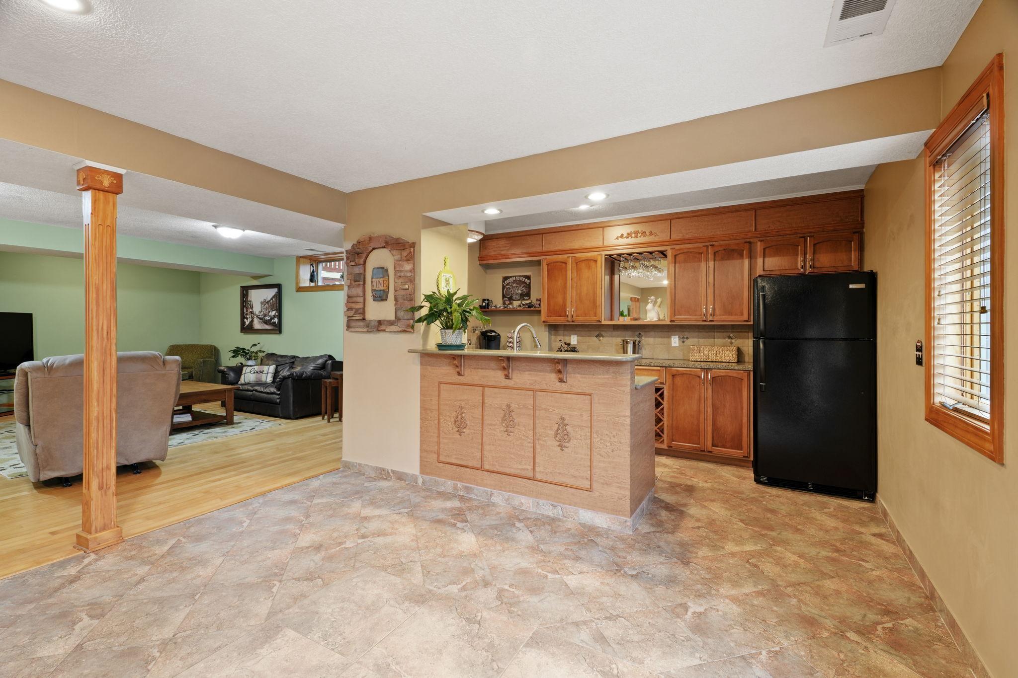 92-web-or-mls-7645 84th Ave-92.jpg