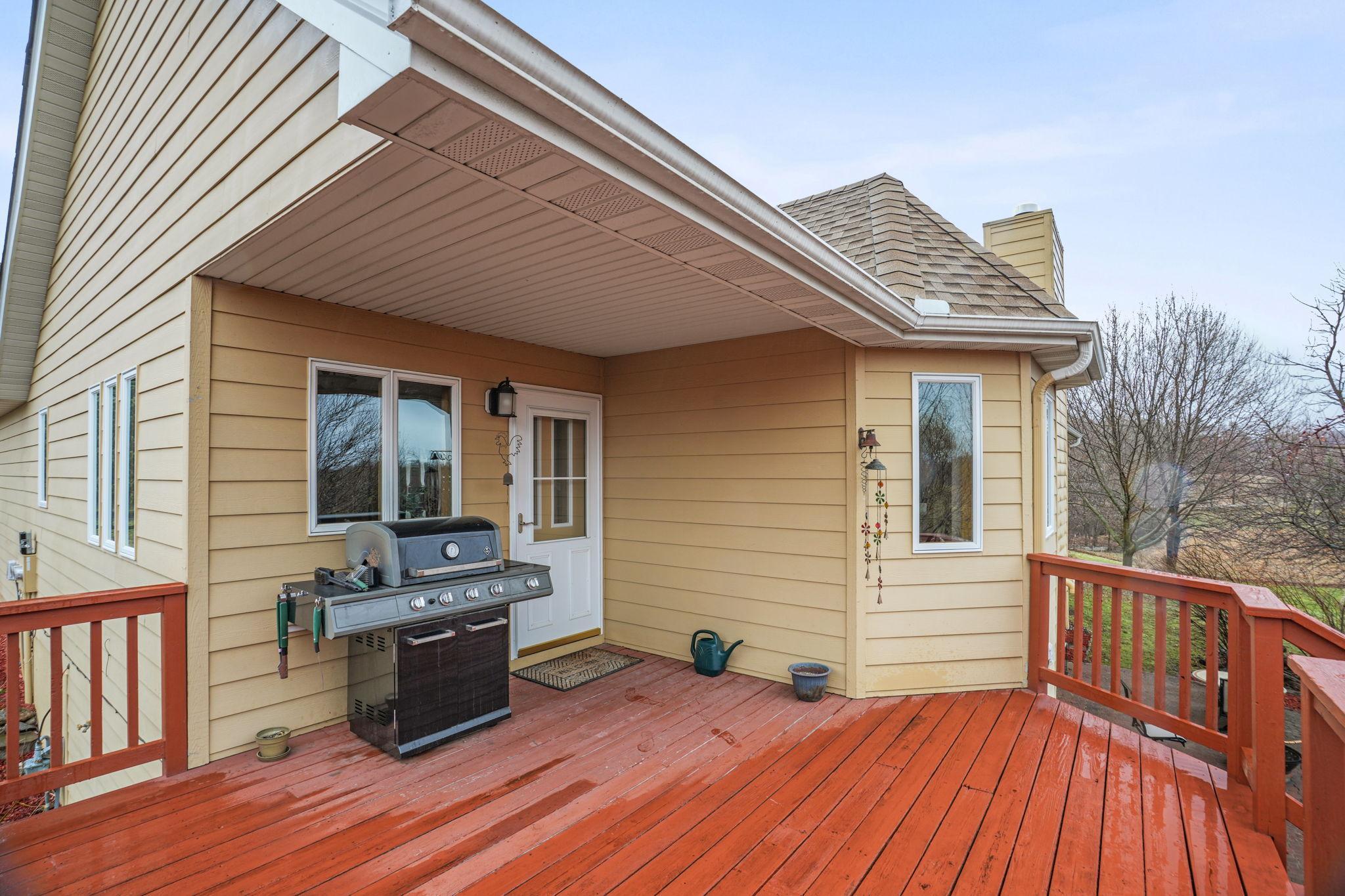 18-web-or-mls-7645 84th Ave-18.jpg