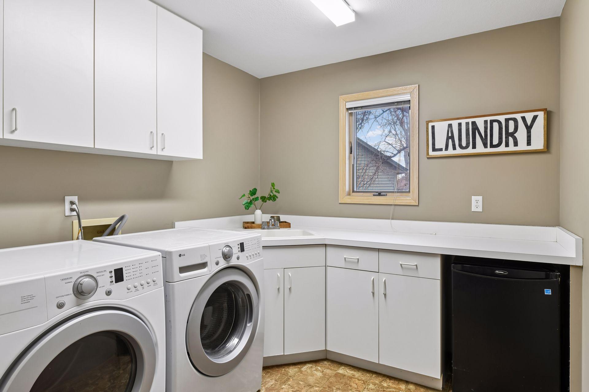 2065 Woodstone Court - Spacecrafting - 0054.jpg