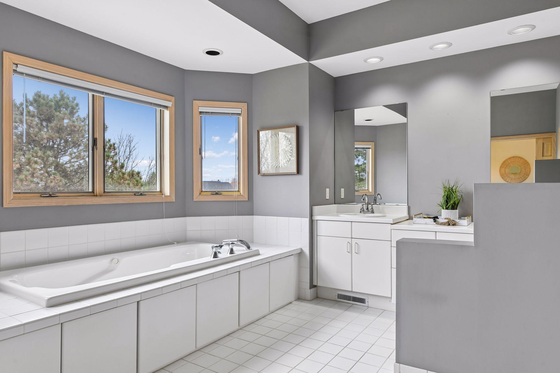 2065 Woodstone Court - Spacecrafting - 0060.jpg