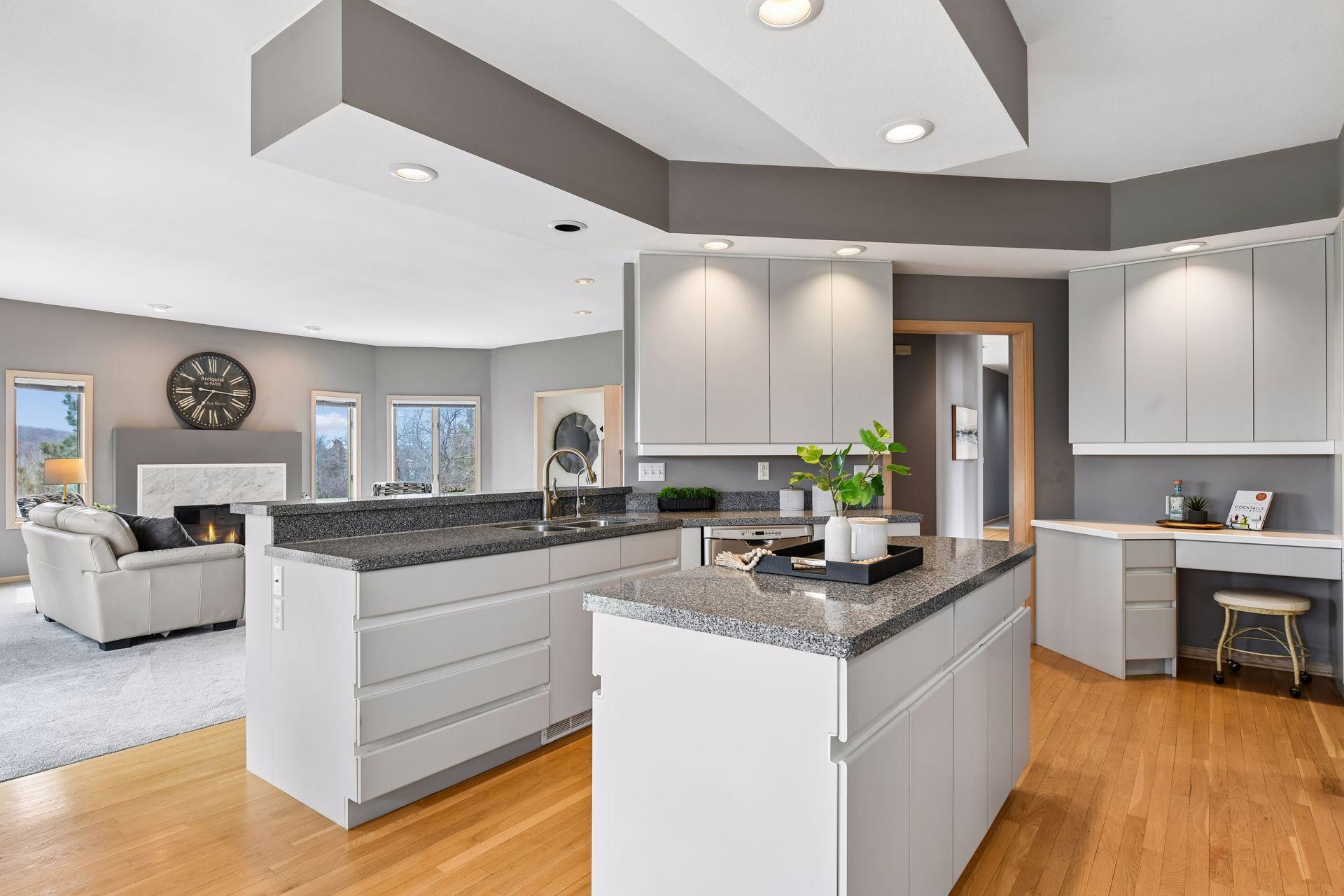 2065 Woodstone Court - Spacecrafting - 0040.jpg