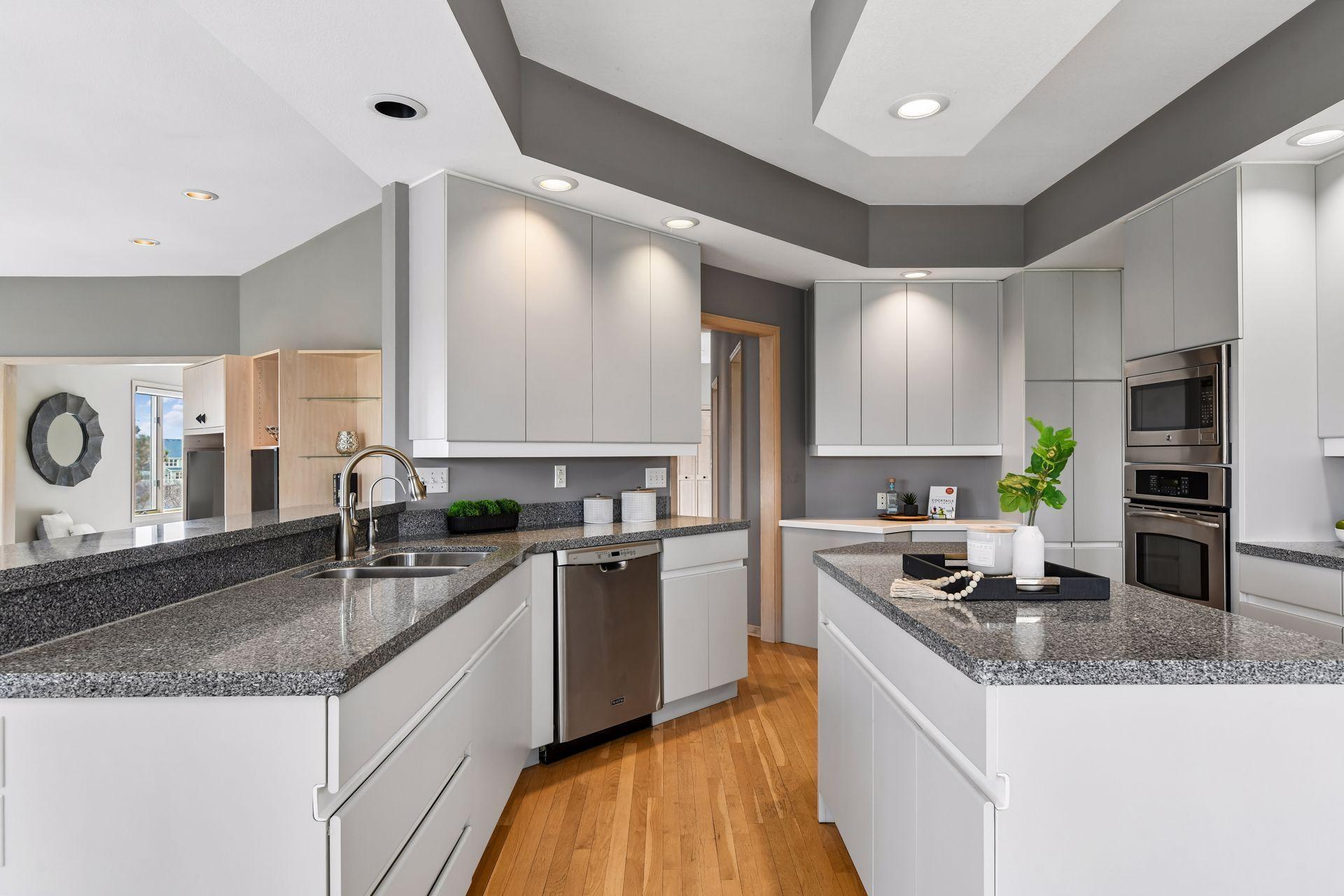 2065 Woodstone Court - Spacecrafting - 0039.jpg