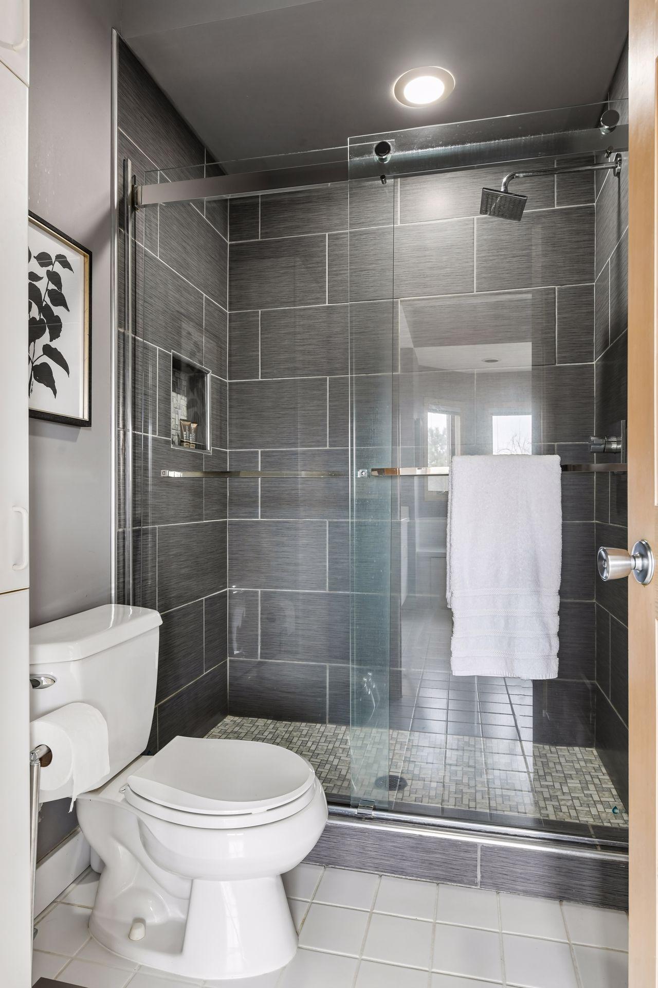 2065 Woodstone Court - Spacecrafting - 0065.jpg