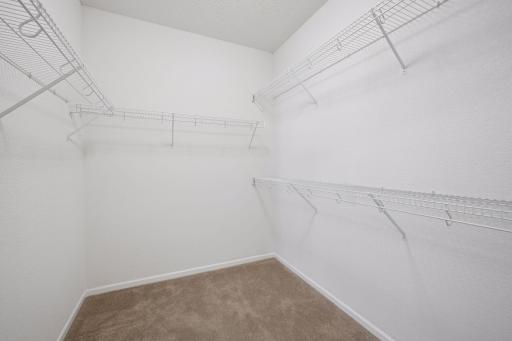 Look at the size of this walk-in closet!!