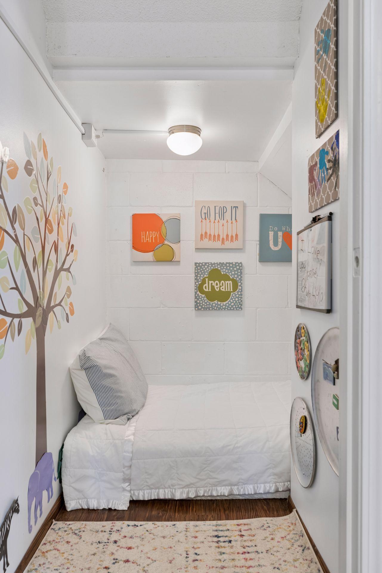 5718 Auto Club Circle LL kids hideaway.jpg