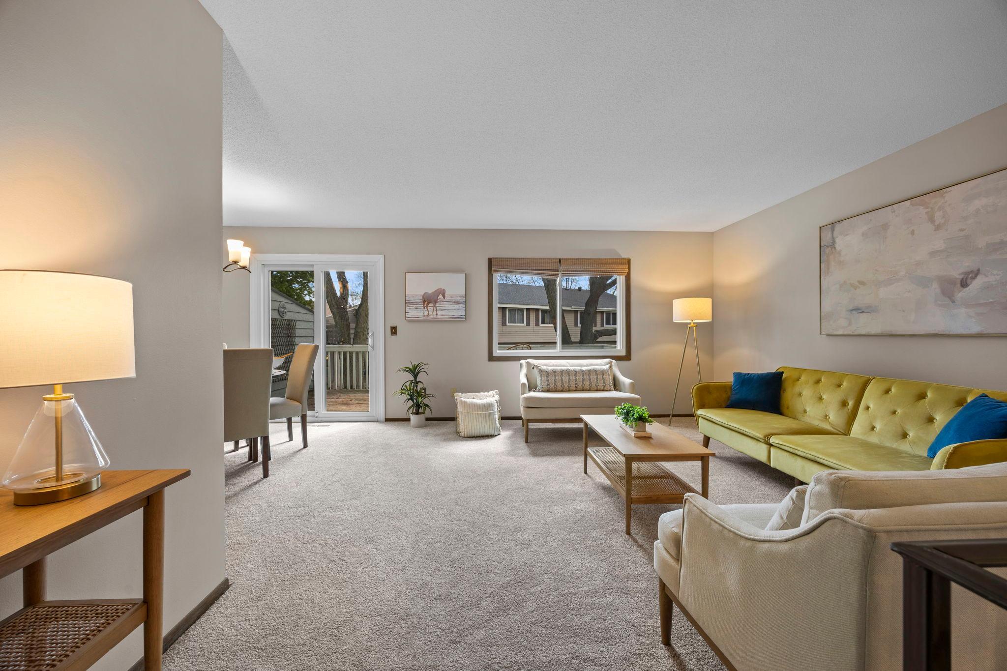 22-web-or-mls-11143 Xavier Rd-75.jpg