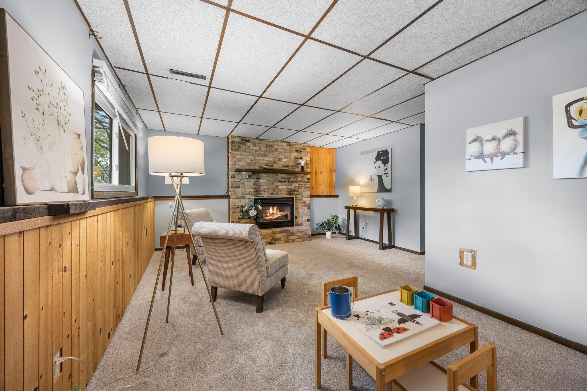 48-web-or-mls-11143 Xavier Rd-230.jpg