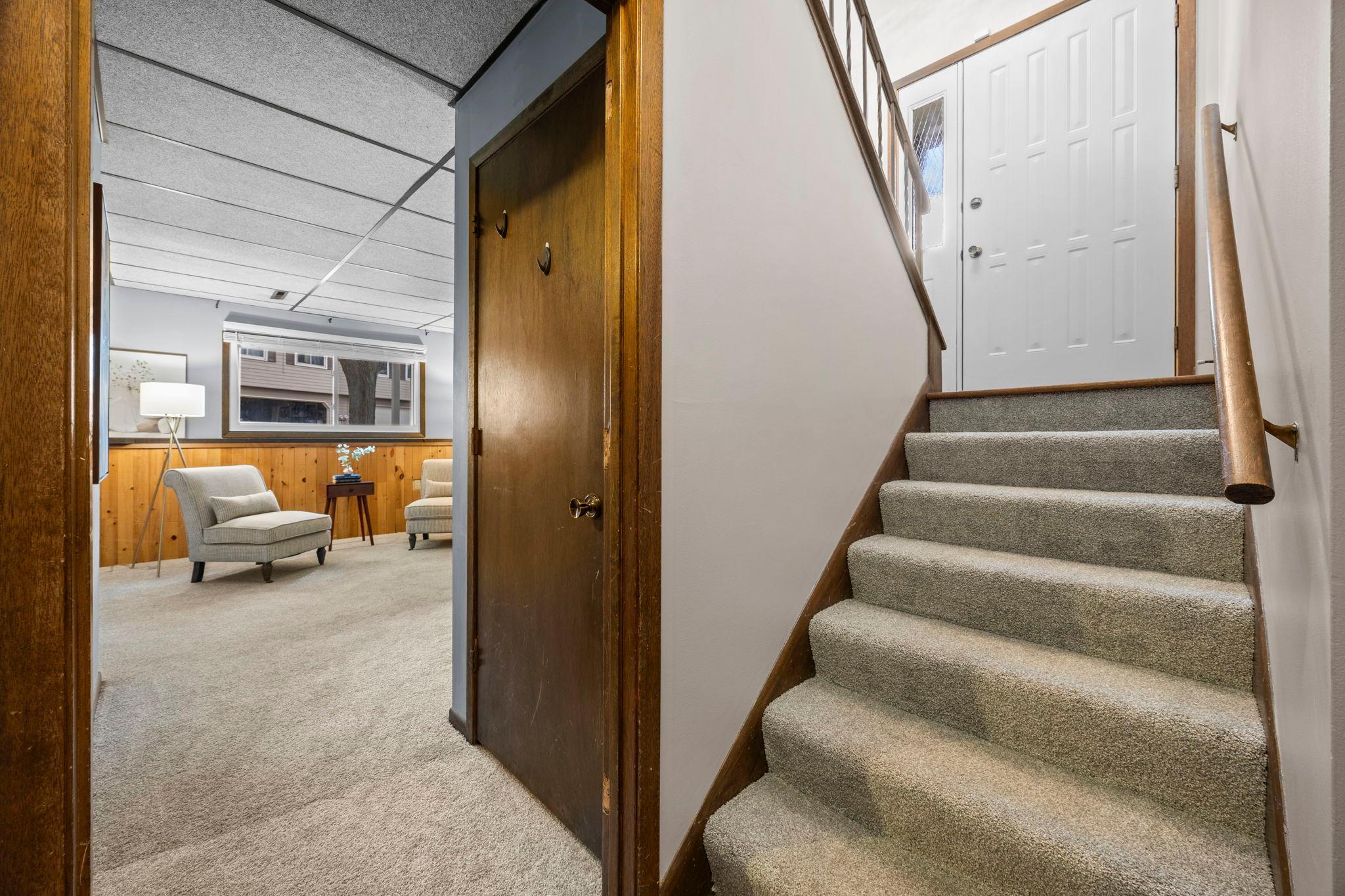 51-web-or-mls-11143 Xavier Rd-245.jpg