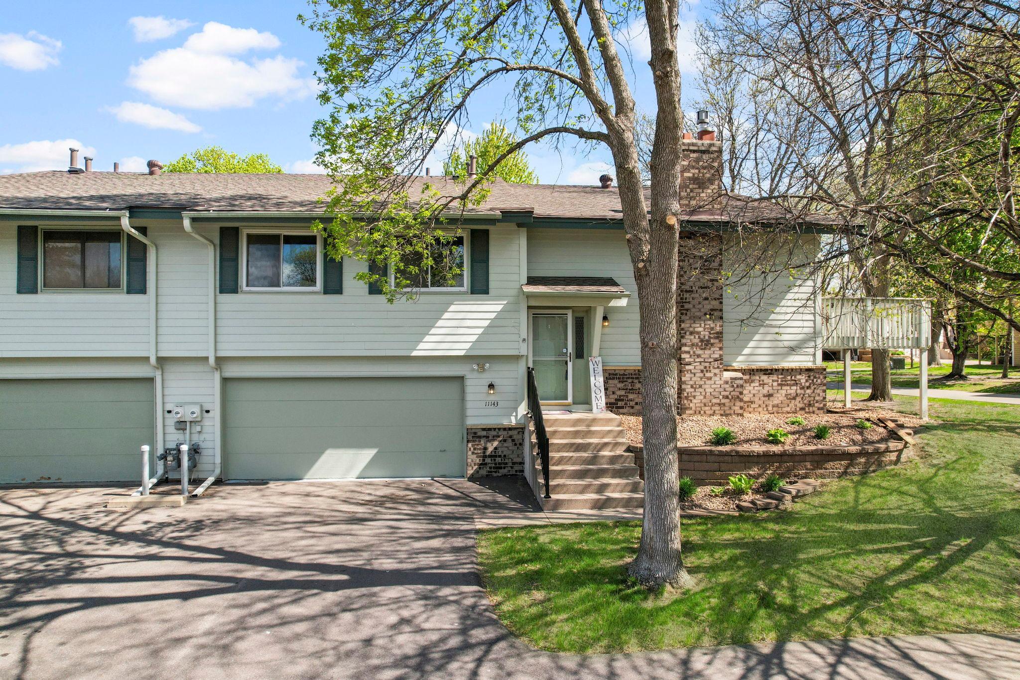 9-web-or-mls-11143 Xavier Rd-256.jpg