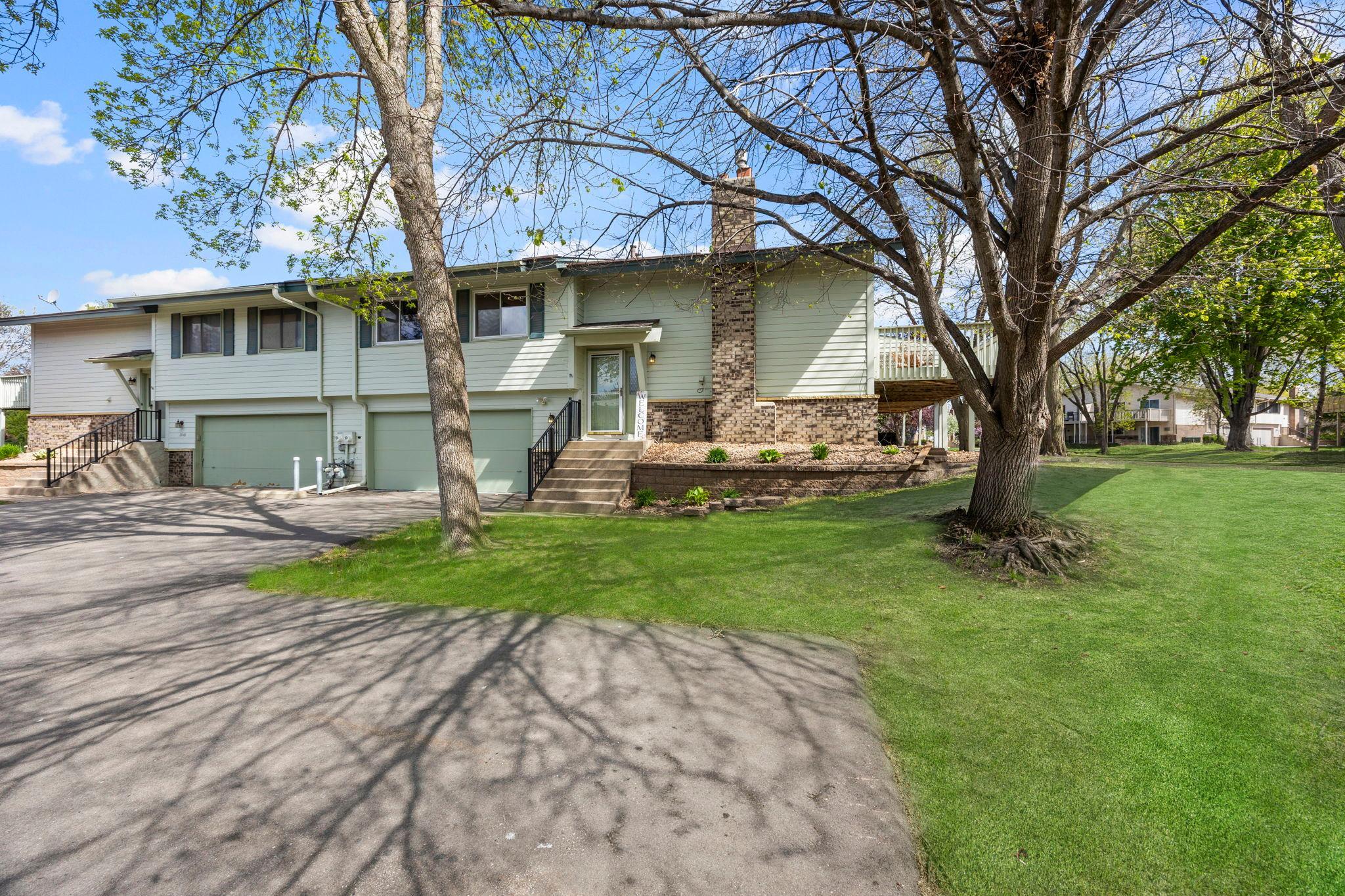 16-web-or-mls-11143 Xavier Rd-29.jpg
