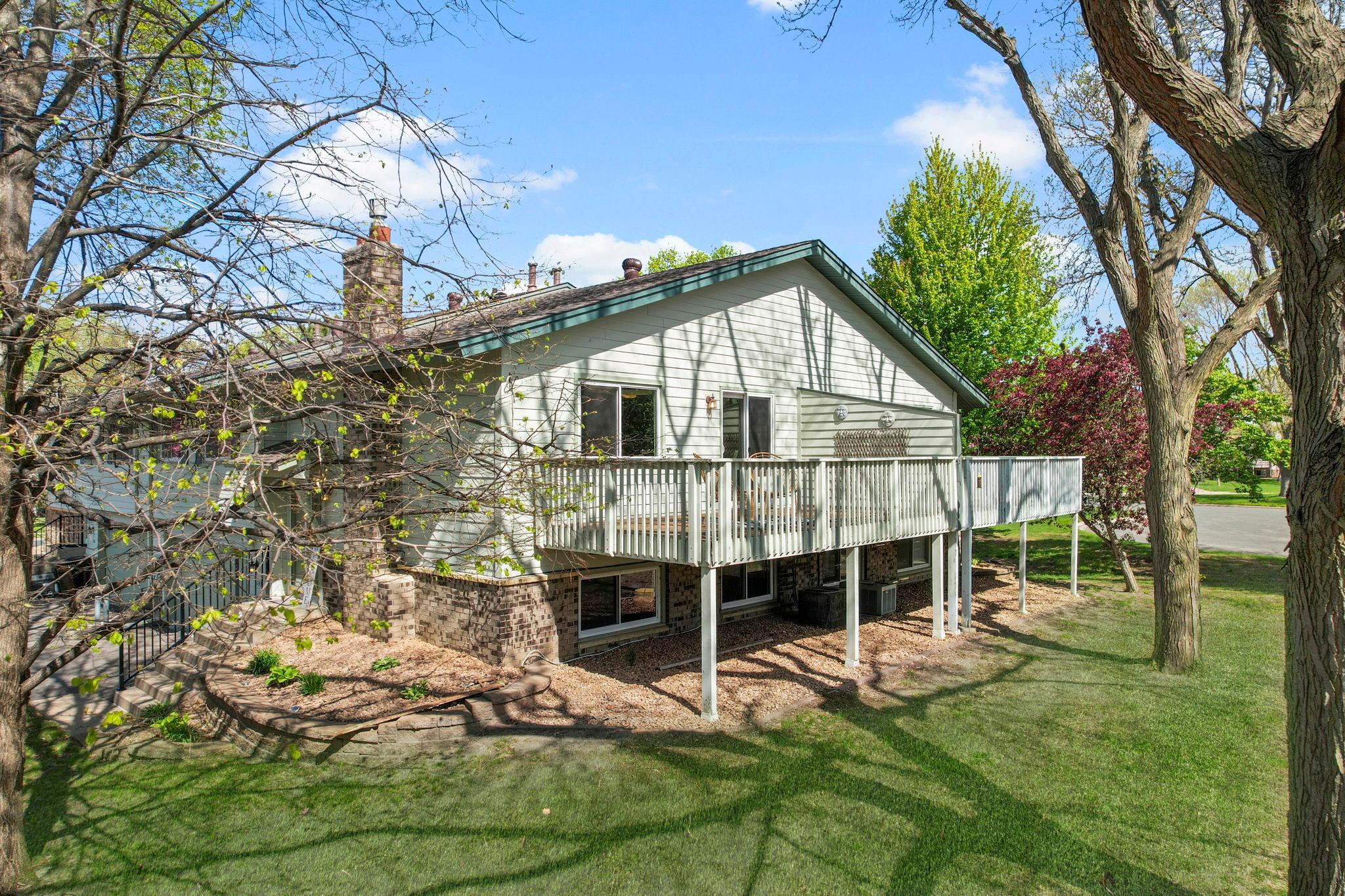 62-web-or-mls-11143 Xavier Rd-262.jpg