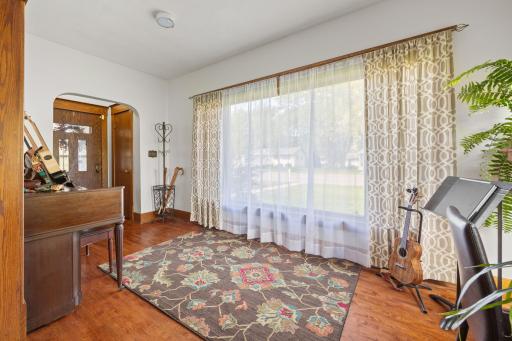 426 N Gorman Avenue, Litchfield, MN 55355