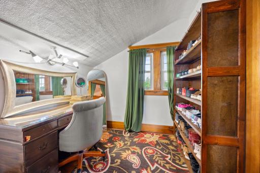 426 N Gorman Avenue, Litchfield, MN 55355