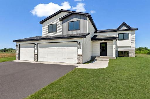 Photo for 313 10th Street S, Sartell, MN 56377 - listing #7036764 313 10th Street S, Sartell, MN 56377