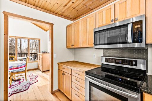 67 Snowshoe Trail, Tofte, MN 55615