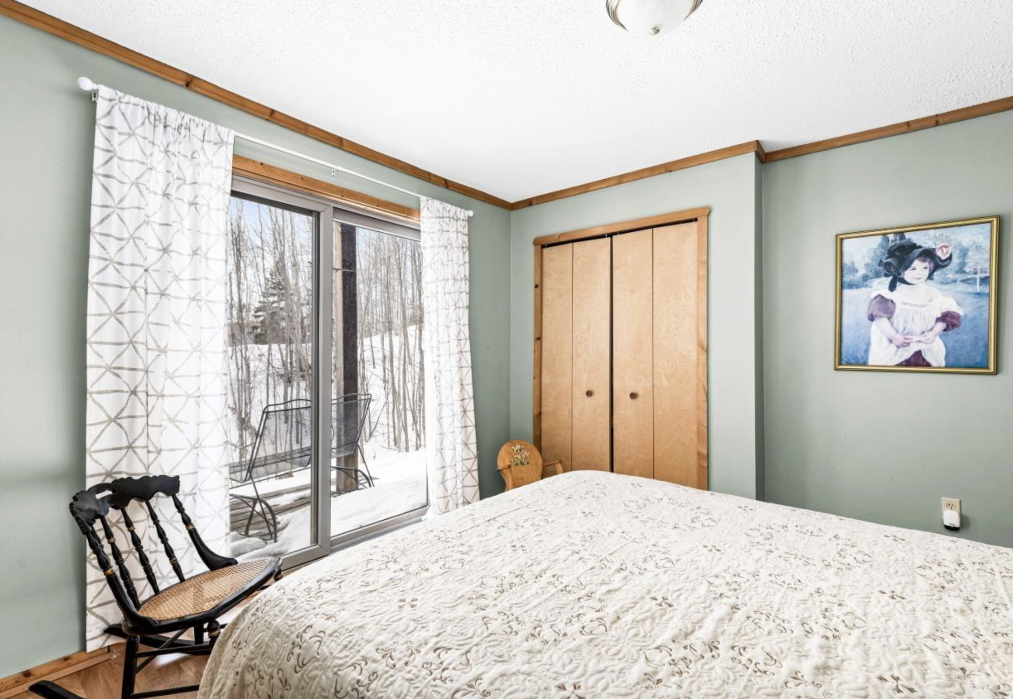 Walkout Bedroom.png