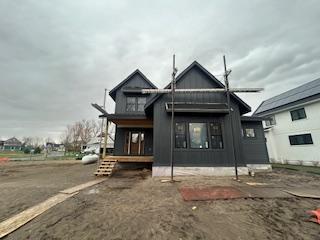 cosette sided front 3.jpg