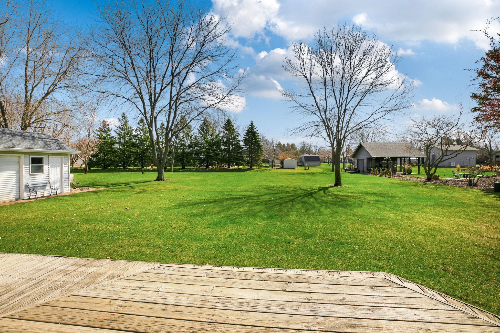 HUGE Open Backyard - Over a Half Acre - Tree Lined Beauty