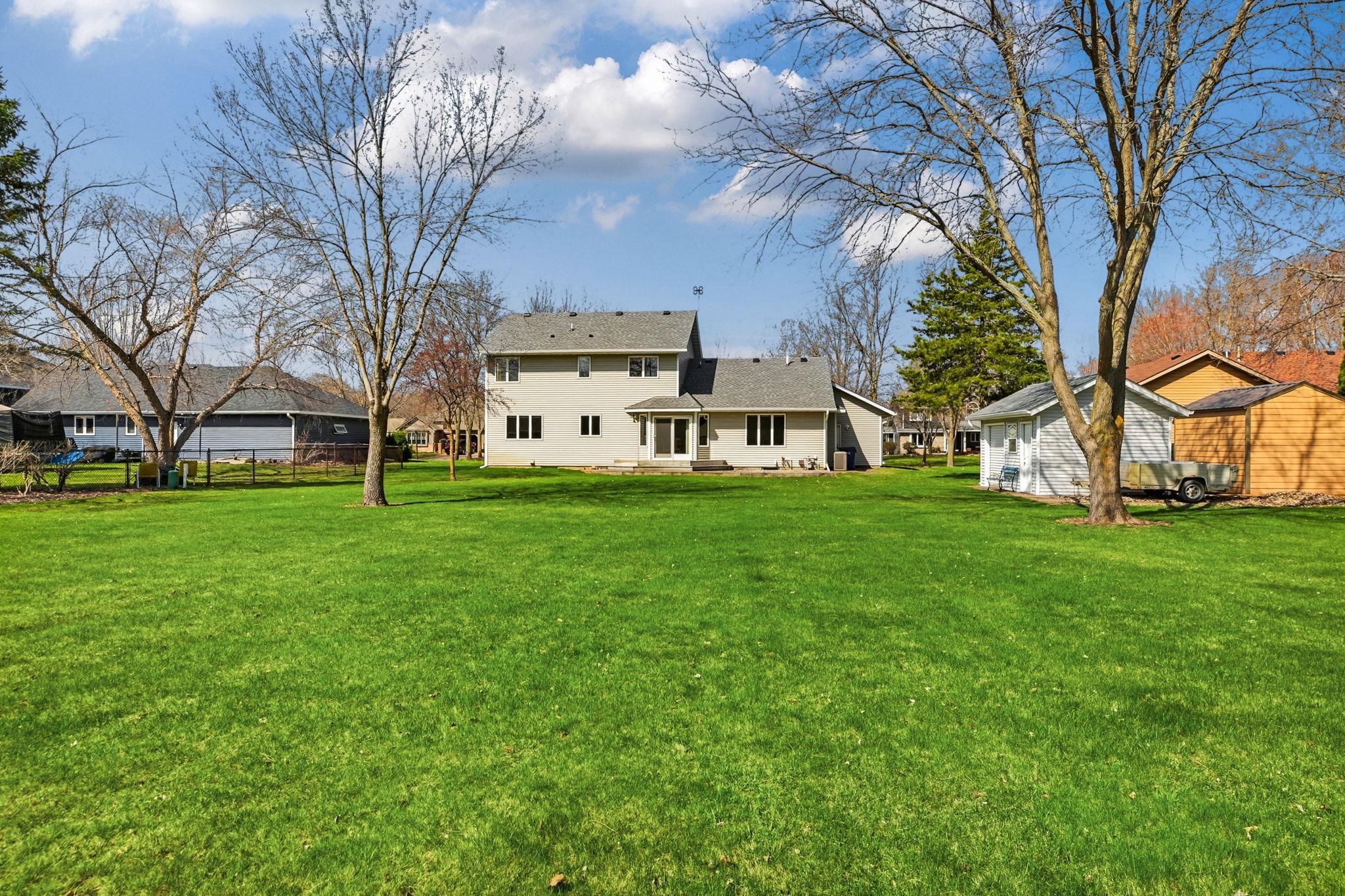 Exceptionally Large Yard - So Many Memories to Be Created with Family and Friends