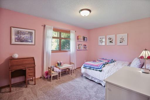 1015 Ferndale Street S, Saint Paul, MN 55119