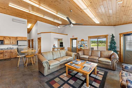 24226 Lone Pine Road, Hinckley, MN 55037