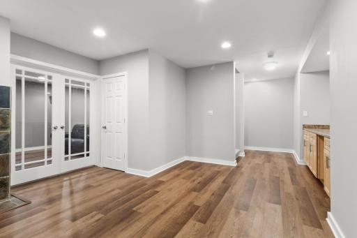 8048 Marsh Creek Alcove, Woodbury, MN 55125
