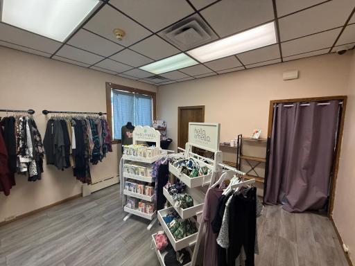 631 Main Street, Walnut Grove, MN 56180