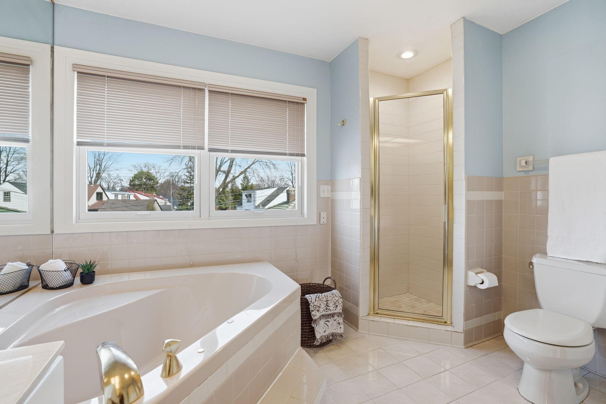 Free standing, primary shower