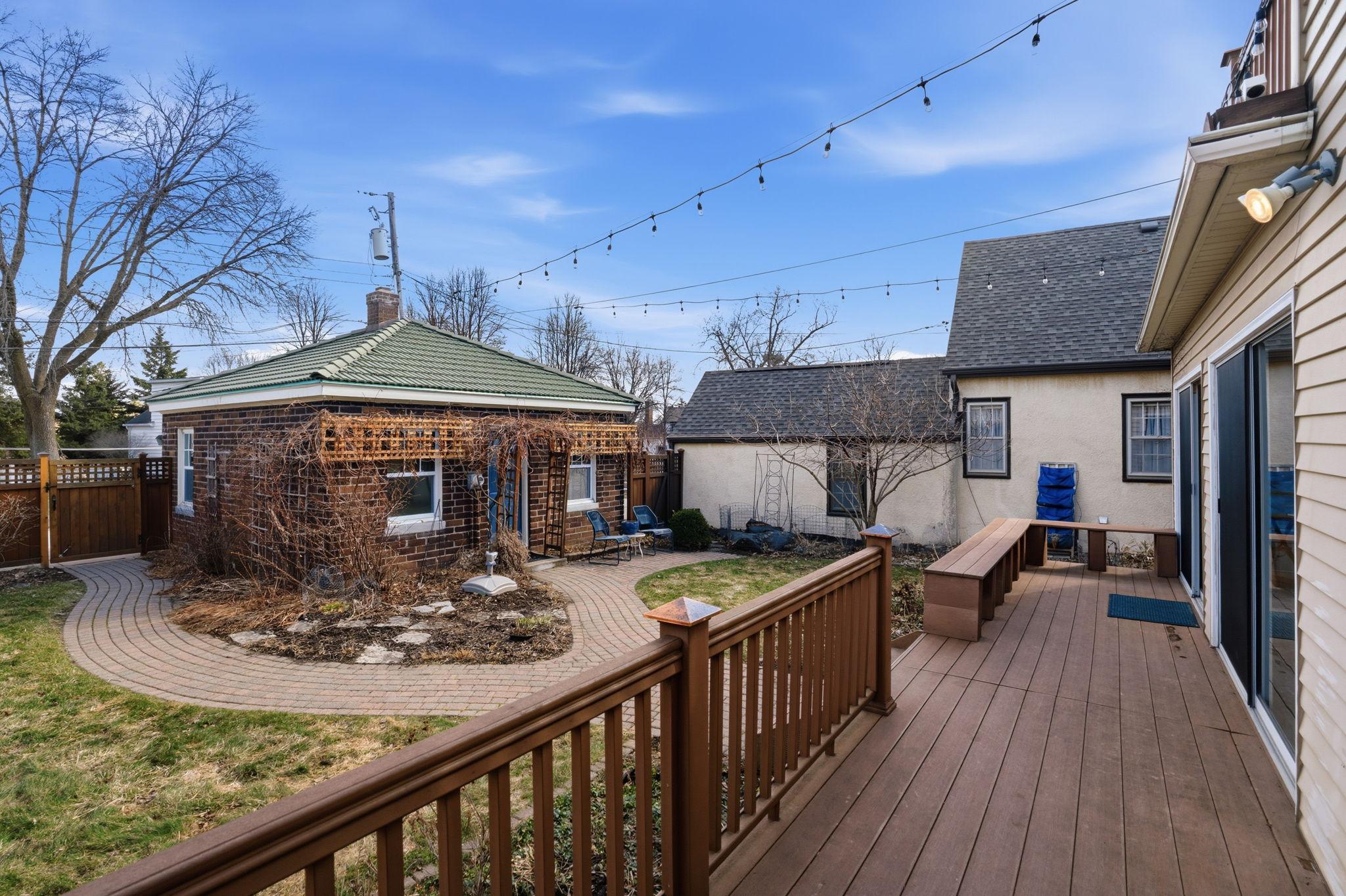 Such a charming back porch